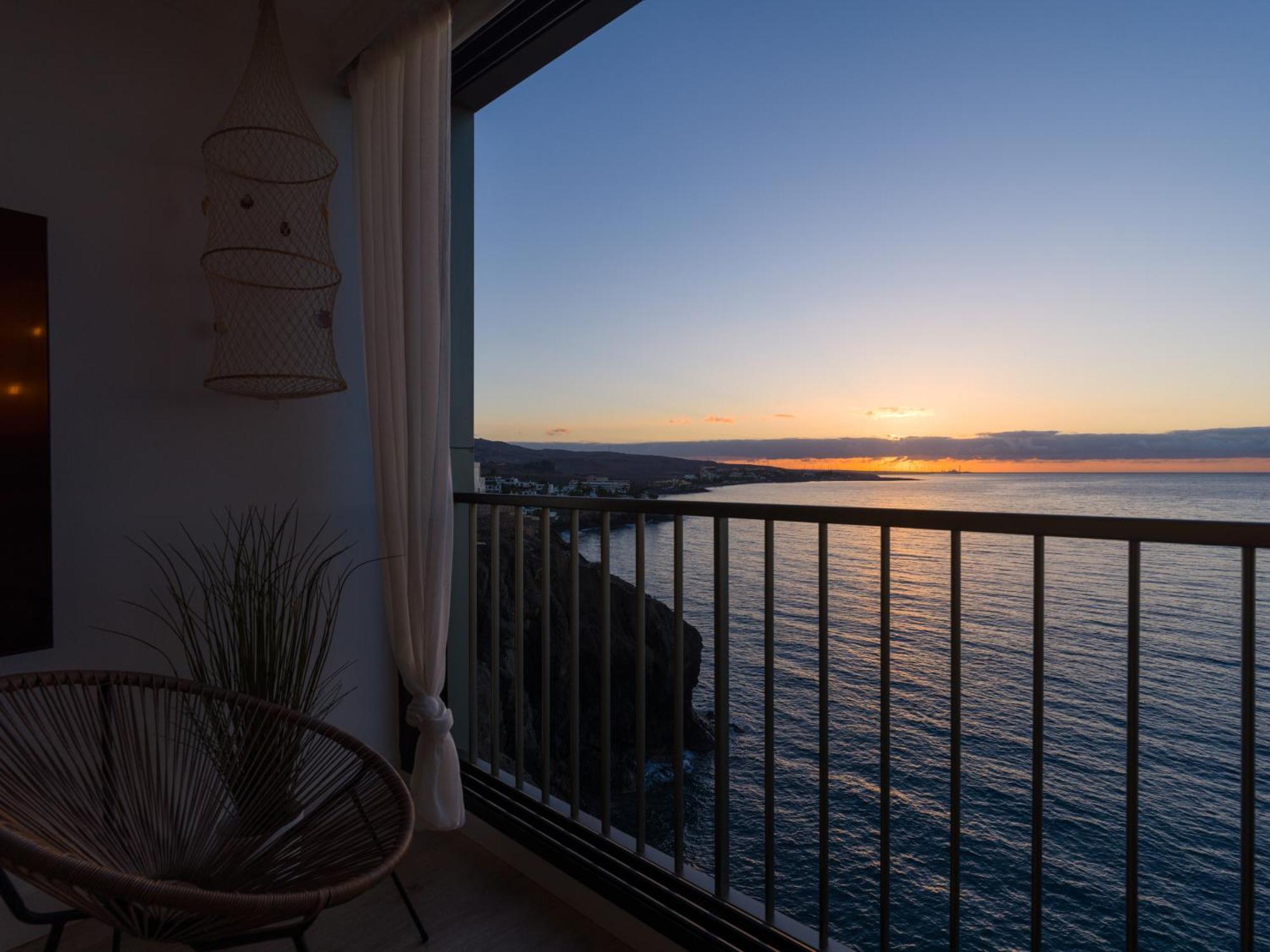 Viewpoint Over The Cliff By Canariasgetaway Maspalomas  Bagian luar foto