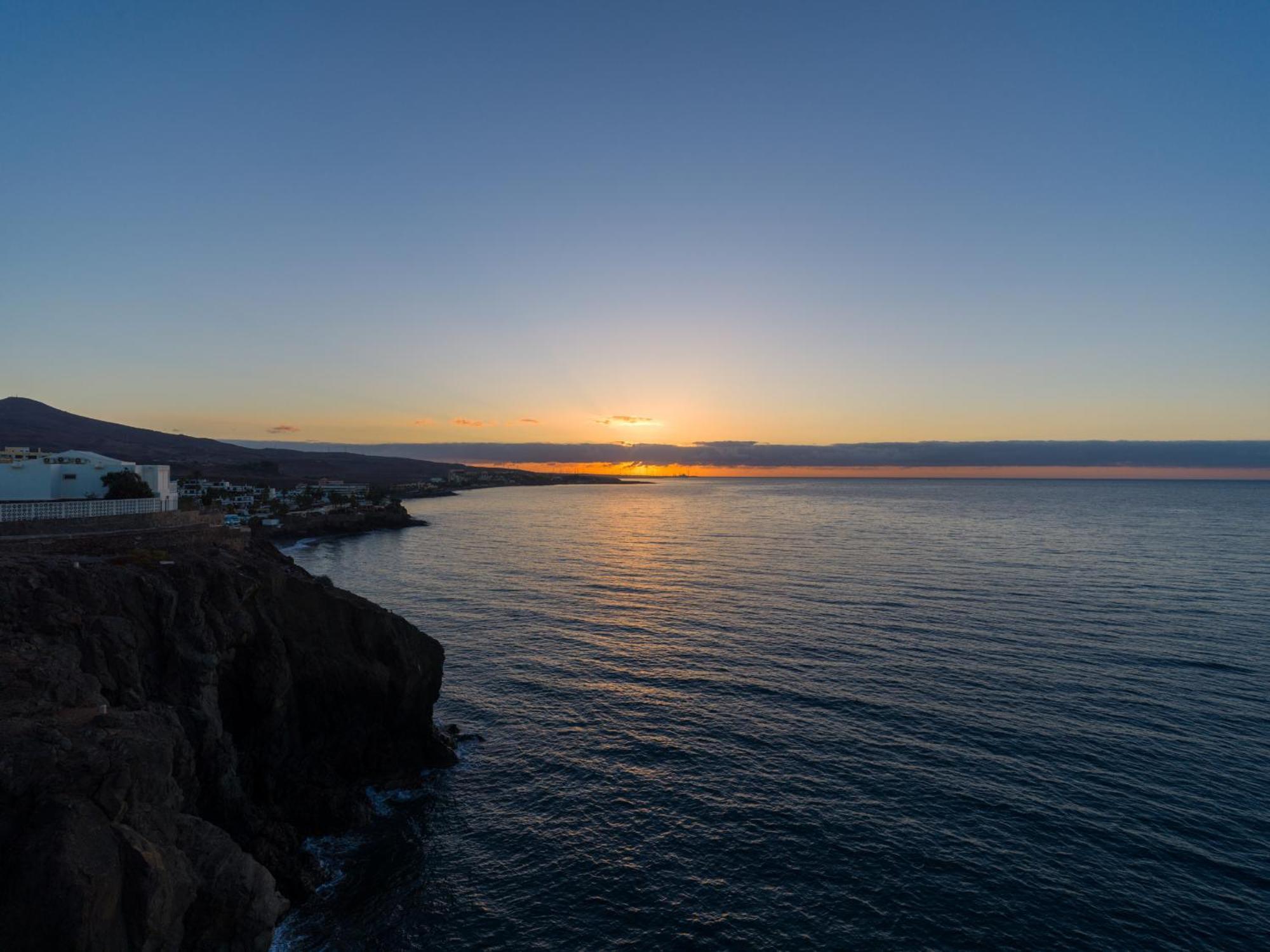 Viewpoint Over The Cliff By Canariasgetaway Maspalomas  Bagian luar foto